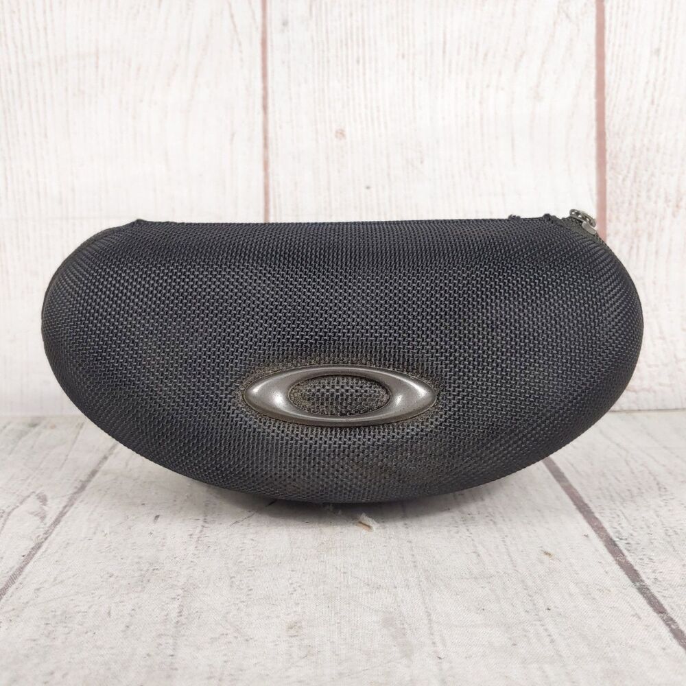 Oakley Vault Unisex Sunglasses Hard Case Soft Pouch Black USED FREE SHIPPING